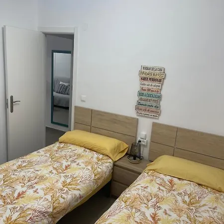 Apartamento Sirenas, Frente Al Mar